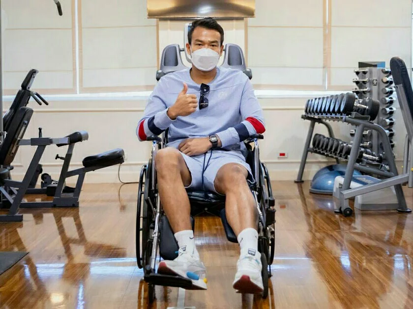 电竞竞猜官网:加拿大队员受伤离场，比赛悬疑不解